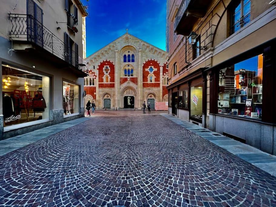Prestigioso Attico A Passo Duomo By Revenue House Daire Casale Monferrato Dış mekan fotoğraf