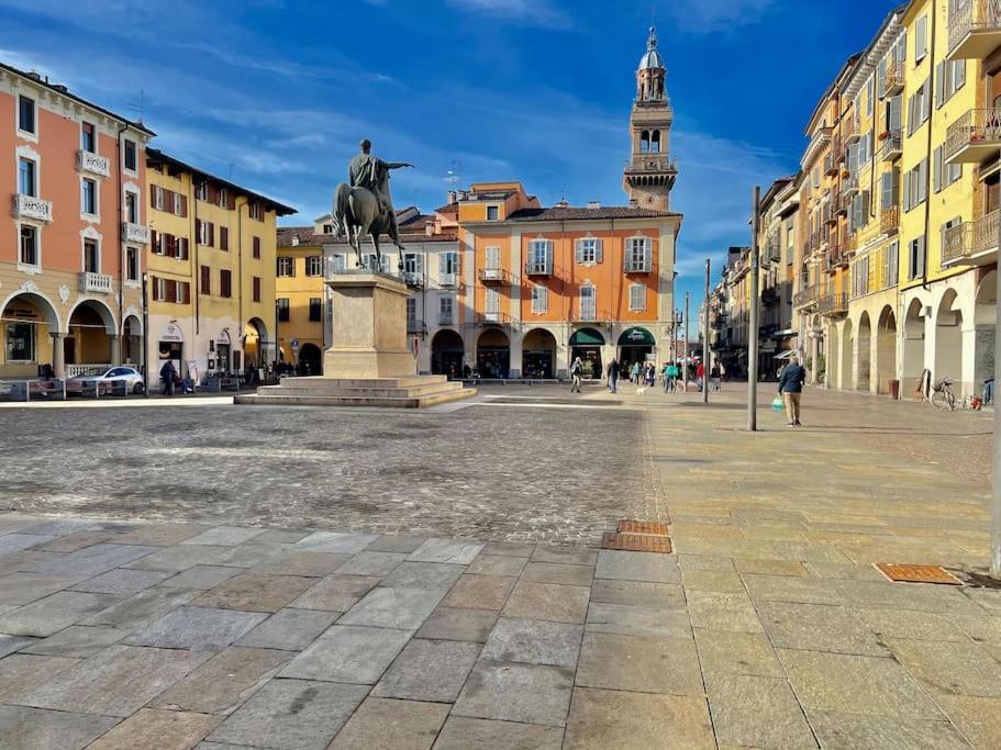 Prestigioso Attico A Passo Duomo By Revenue House Daire Casale Monferrato Dış mekan fotoğraf